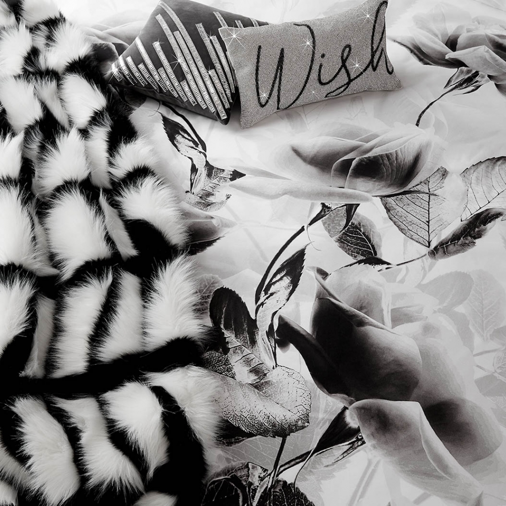 Harla Monochrome 130cmx150cm Throw by Rita Ora image 2