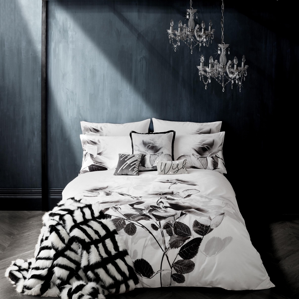 Harla Monochrome 130cmx150cm Throw by Rita Ora image 3