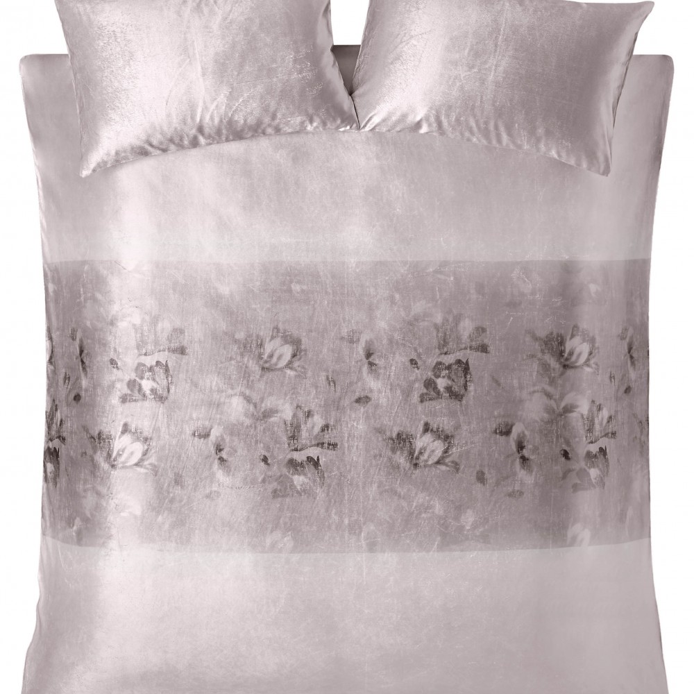 Luciana Blush Bedding by Kylie Minogue At Home image 2