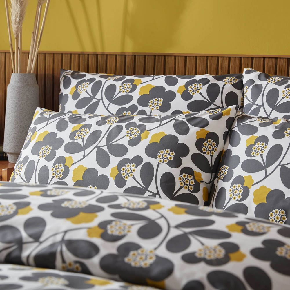 Japonica Flower Bedlinen by Orla Kiely - Graphite & Dandelion image 3